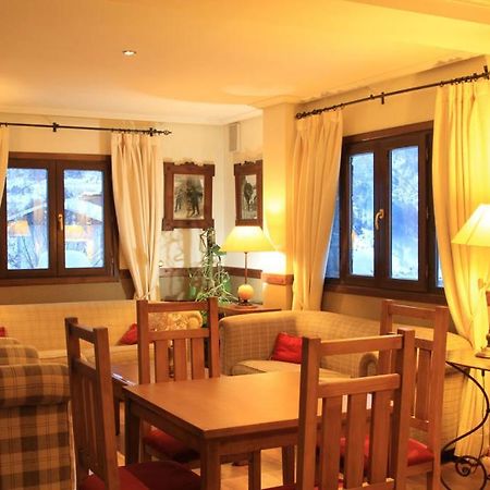 Aparthotel Sarrato Sallent de Gállego 외부 사진